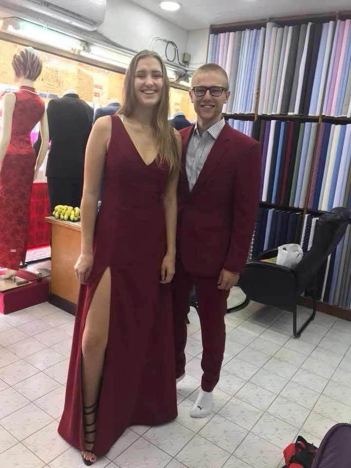 Wedding couple look 9