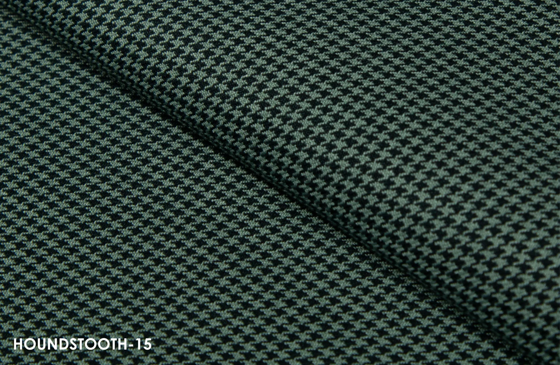 HOUNDSTOOTH15 FOLD SHOT