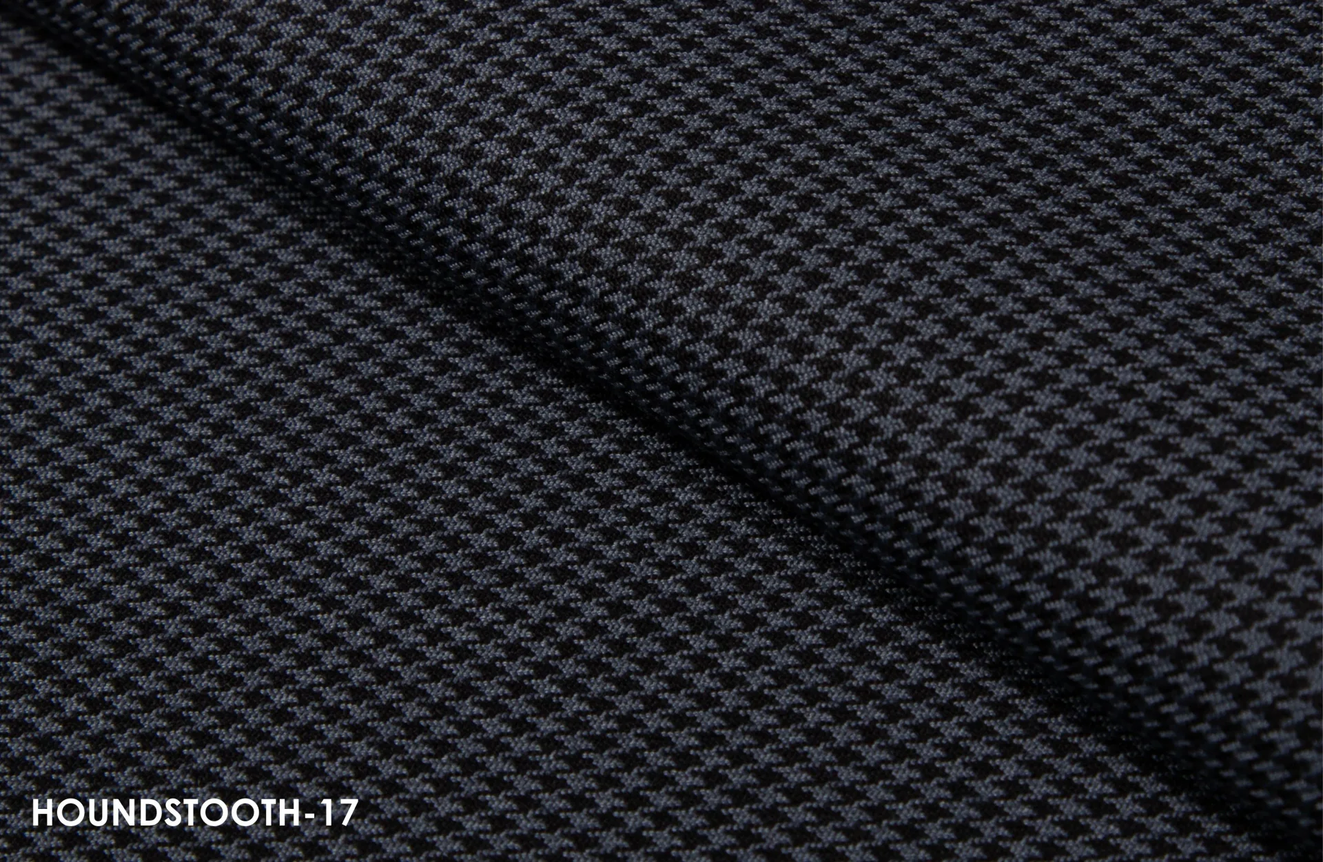 HOUNDSTOOTH17 FOLD SHOT